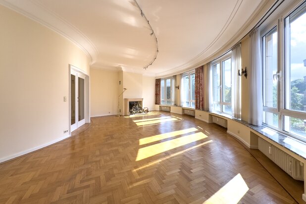 Appartement d’angle lumineux face au Bois de la Cambre