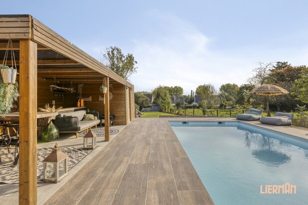 Energiezuinige ééngezinswoning op 9a14 met verwarmd zwembad