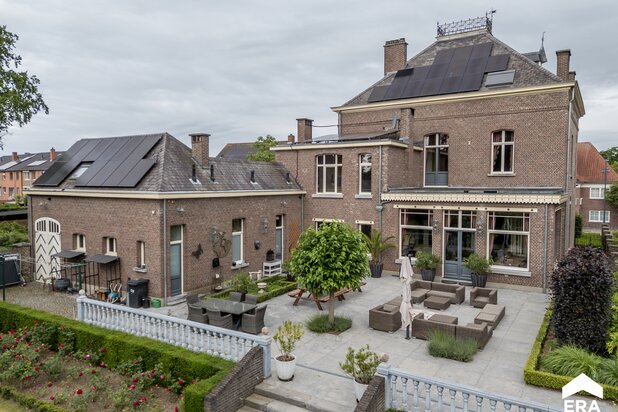 Kasteel te koop in Neerpelt (Sint-Huibrechts-Lille)