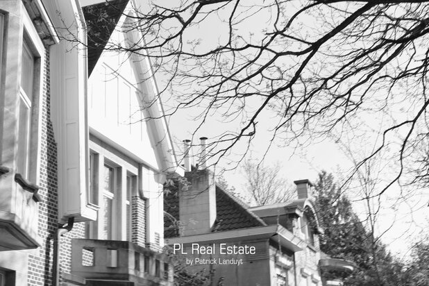 ***** Miljoenenkwartier/Miljardenkwartier - Discrete verkoop - Praktijk/kantorenvilla met véle mogelijkheden & potentieel