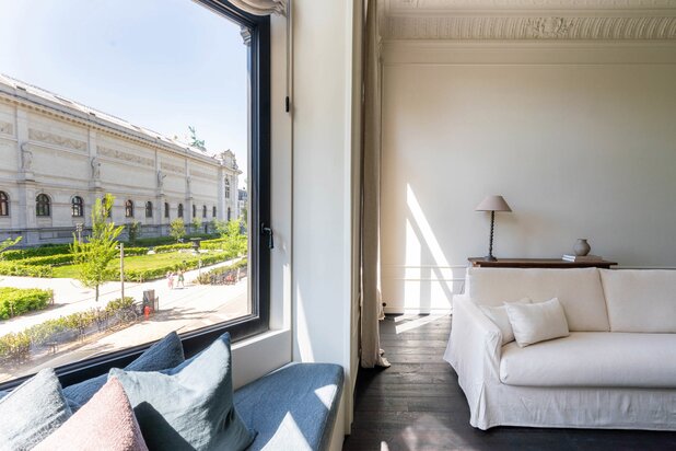 Maison de maître élégamment rénovée au pied du KMSKA