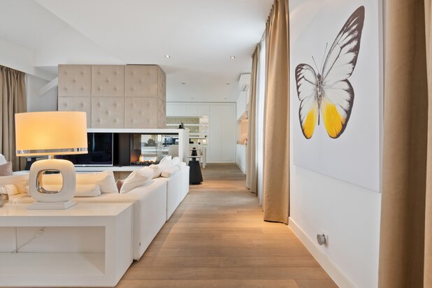 Exclusief duplex penthouse boven de Stadsfeestzaal.