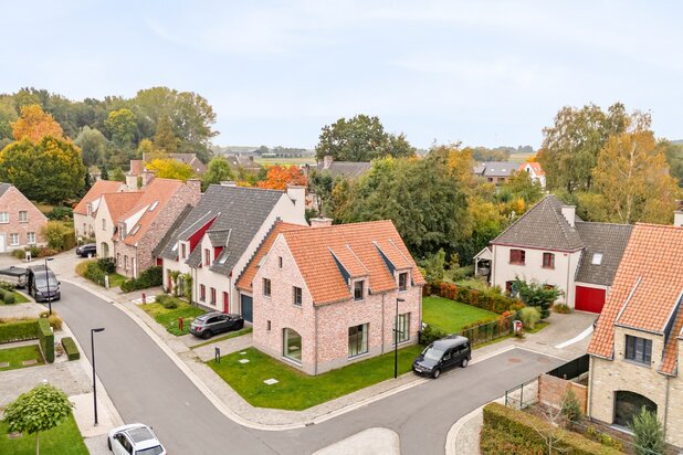 Ruime, energiezuinige woning met zongerichte tuin