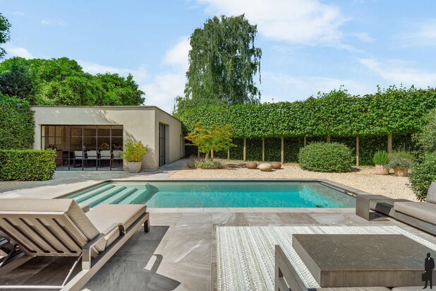 Prachtige familie villa op toplocatie met zwembad en ZW tuin