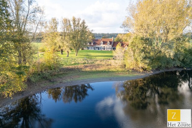 Maison de maître d’exception à Damme