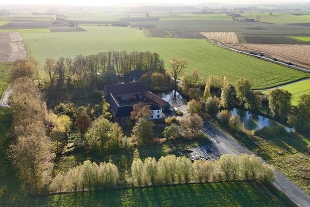 Domaine d’exception avec ferme en carré, habitation - 4,5ha!