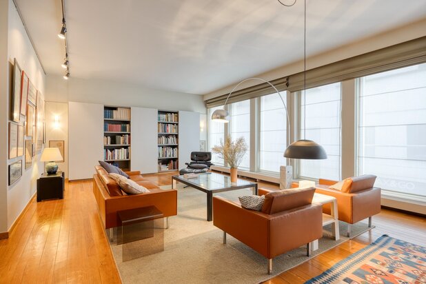 Exclusief stadsappartement met karakter en groot terras aan het Belfort.