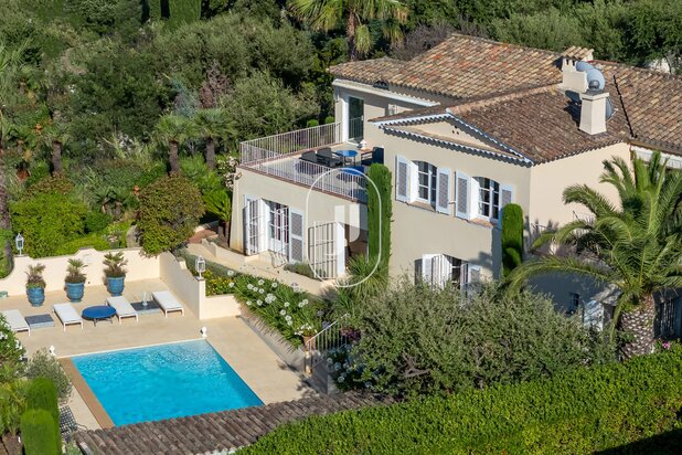 EXCLUSIVITY - Magnificient Provençal villa with panoramic sea views just a stone's throw from Saint-Tropez