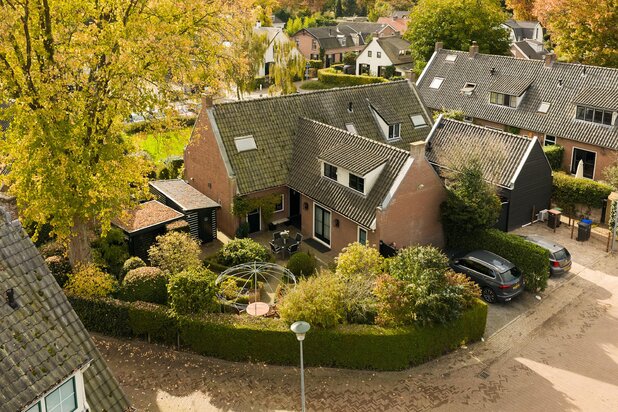 Villa a vendre a LAREN avec reference 19110226622