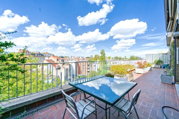 Churchill, prachtig penthouse-duplex +/- 230 m² + terrassen