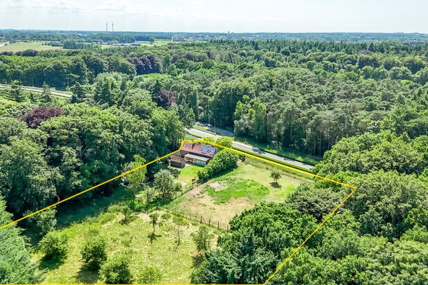 Welkom in deze charmante woning te midden van het groen in het hart van Oostkamp!