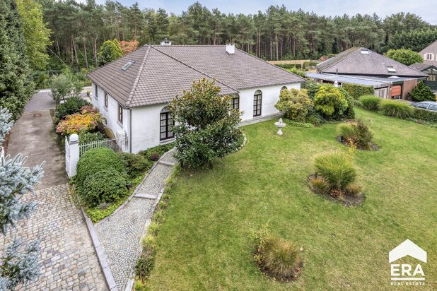 Instapklare gelijkvloerse woning te koop in Lommel