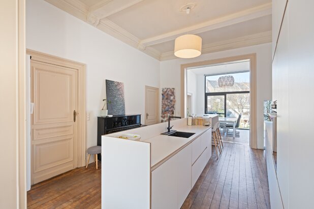 Maison de maître rénovée avec grand jardin à Vilvoorde