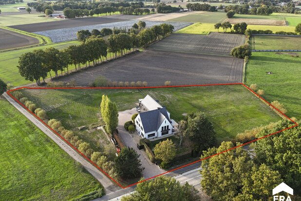 Gerenoveerde villa met studio én extra woning op 92 are