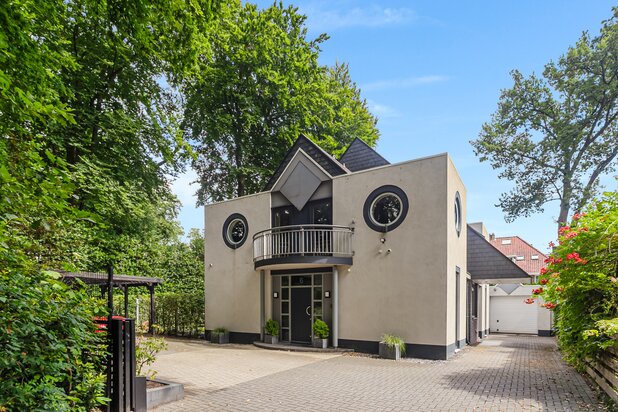 Villa te koop in BUSSUM met referentie 19510429714