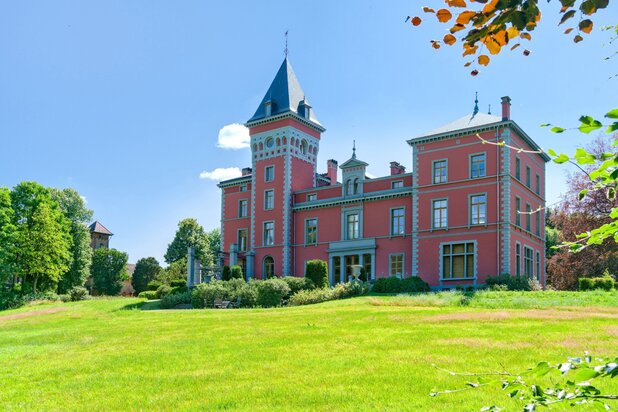 Duplex de standing ±326 m² – 2CH 