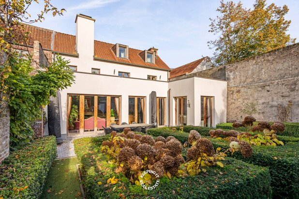 Discrete stadsvilla nabij de Verversdijk