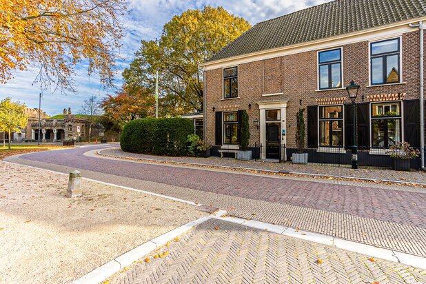 Villa te koop in NAARDEN met referentie 19610931573