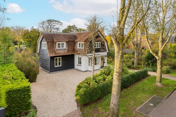 Villa te koop in BERGEN (NH) met referentie 19510331175