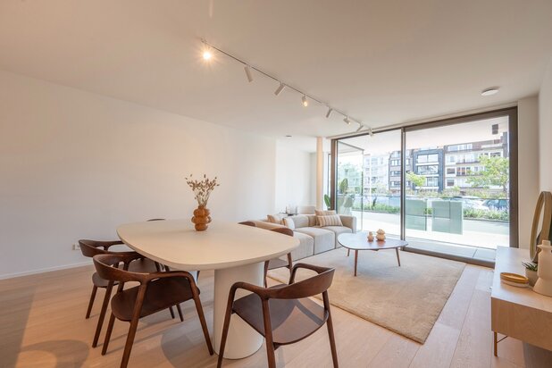 Nieuwbouw appartement op een centrale ligging te Knokke, vlakbij het Zegemeer en op wandelafstand van het strand.