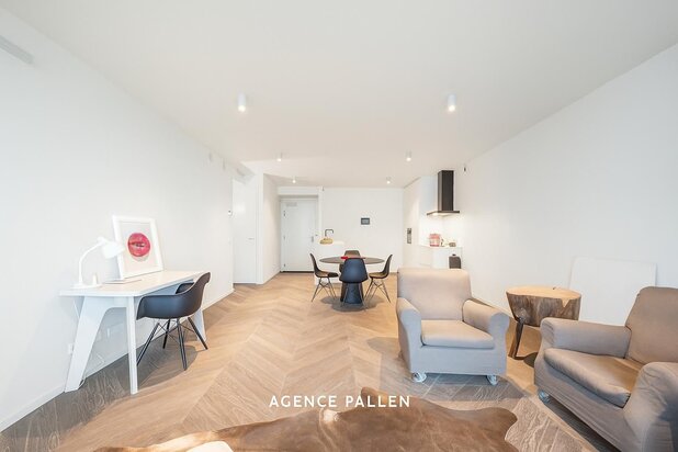 Instapklaar appartement in The Tower met ruim terras