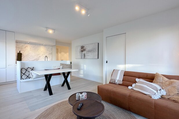 Appartement d'ANGLE, RÉNOVÉ situé au centre de Knokke...