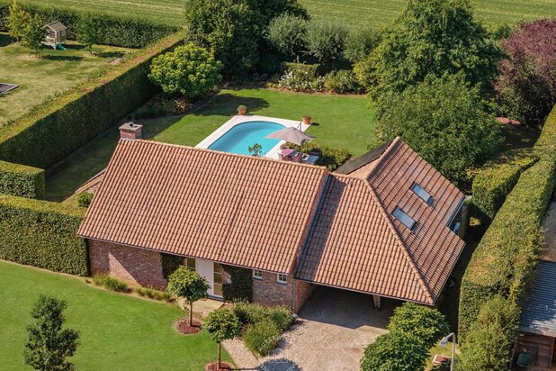 Charmante villa omgeven door groen