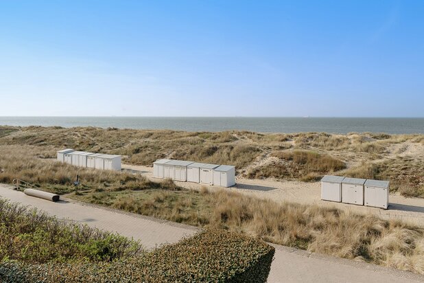 Uitzonderlijk hoekappartement met adembenemend zee-en duinenzicht langs de Wandeldijk in het Zoute