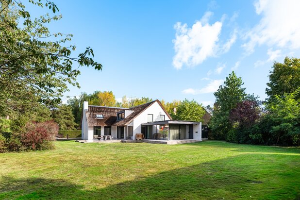 Exclusieve villa met 5 slaapkamers in Sint-Idesbald