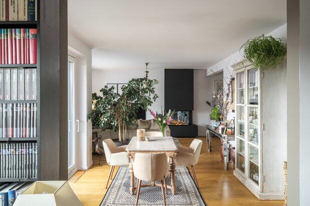 Ruim en instapklaar stadsappartement (163 m²) met zonnige terrassen nabij de Coupure