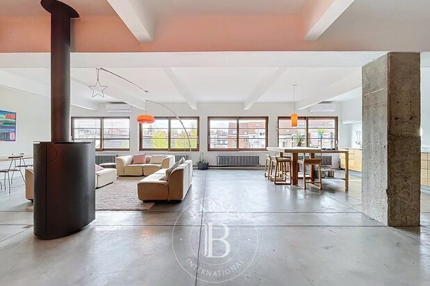 Elsene- Atypische loft op de bovenste verdieping - New Yorkse geest gegarandeerd