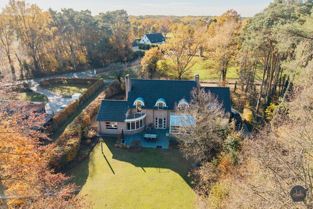 Ruime, energiezuinige villa met panoramisch zicht op groen