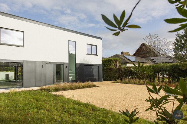 Prachtige villa omgeven door groen