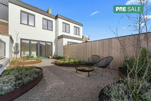 Prachtig huis te koop in Ieper centrum met 4 slaapkamers