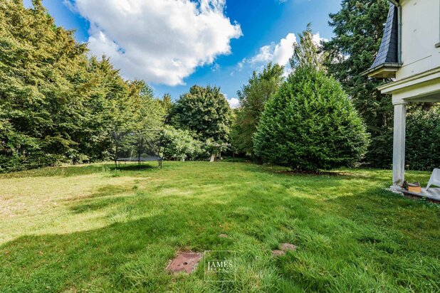 Une villa en terrain de fond quartier Prince d'Orange