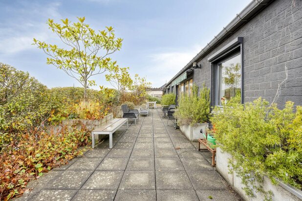 Penthouse lumineux avec terrasse plein sud de 100 m²