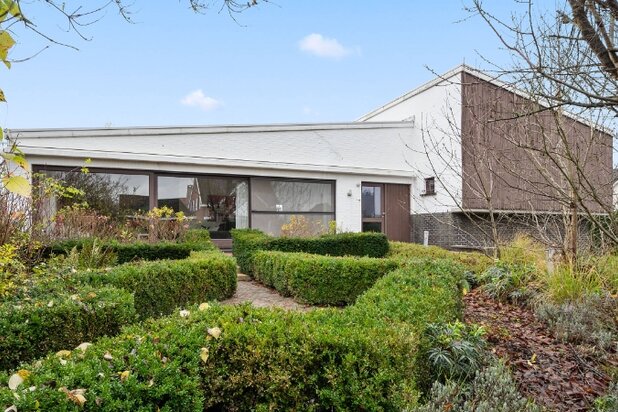 Villa van 285m² op 10a16ca met 5 slaapkamers