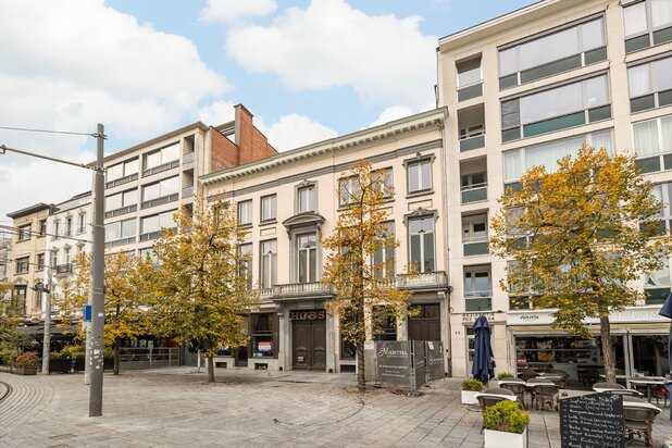 Licht en stijlvol duplexappartement met uniek uitzicht