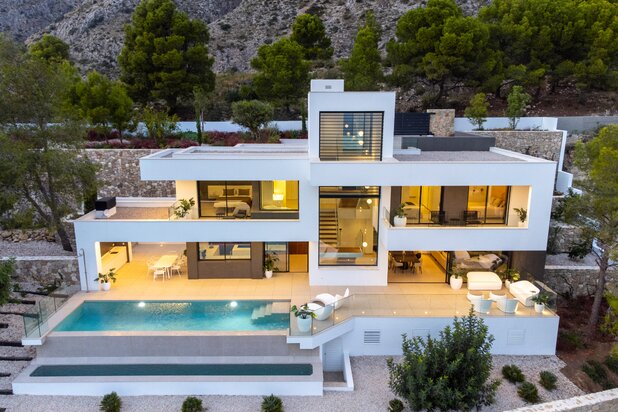 Villa Tempo, a move-in ready villa with beautiful sea views in Altea