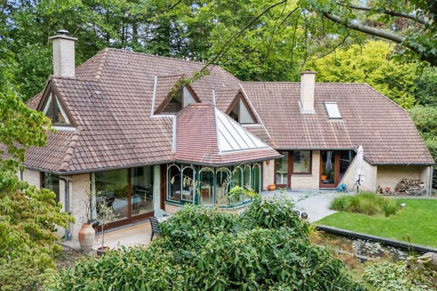 Groen gelegen villa op 27are in doodlopende straat