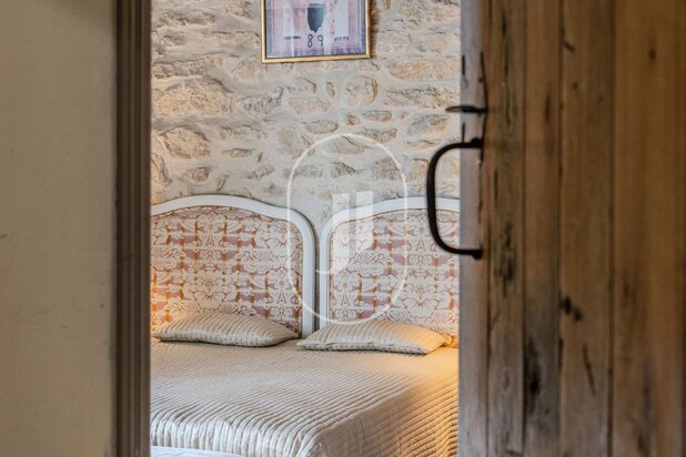 Uitzonderlijk eigendom te koop in Saint-Rémy-de-Provence, met panoramisch uitzicht op de Alpilles