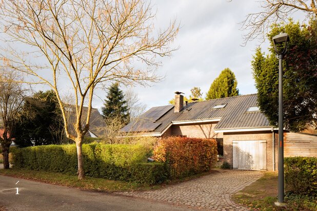 Karaktervolle woning in de rustige Jenny Montignylaan te Deurle