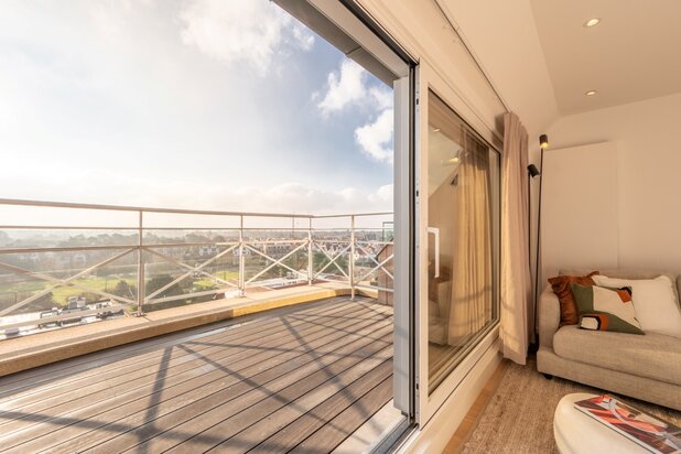 Penthouse avec vues dégagées et terrasse sud au Zoute