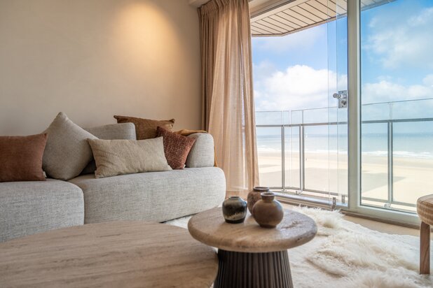 Magnifique appartement avec 3 chambres à coucher sur la digue au Zoute, entre la place Albert et la digue piétonne...