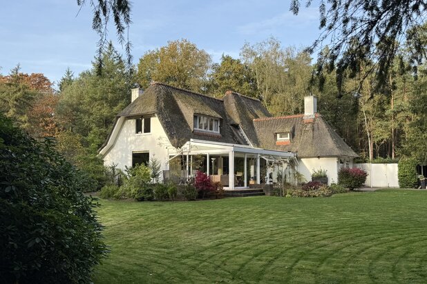 Villa for sale at Hoenderloo with reference 19210040189