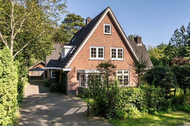 Villa for sale at Apeldoorn with reference 19410540495
