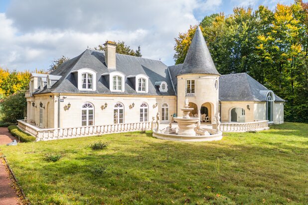 Prestigieuze eigendom “Lypszyc” op ± 39 are, volledig zuidgericht