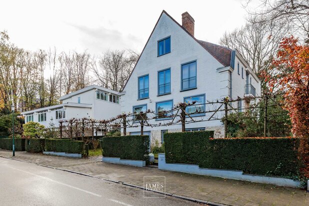 Une belle maison familiale située entre l'Observatoire et De Fré