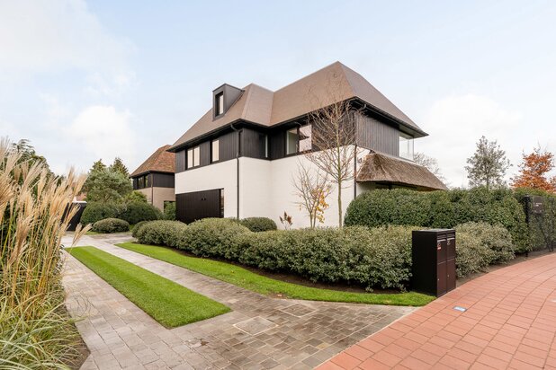 Villa neuve indépendante, économe en énergie et aux finitions exceptionnelles 