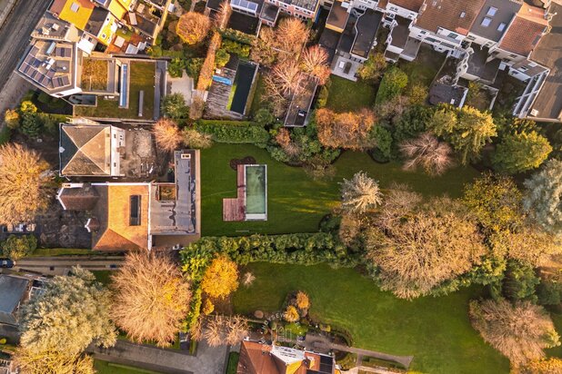 Exclusieve villa gelegen op een uniek perceel